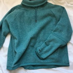 Large Nike Turtle Neck